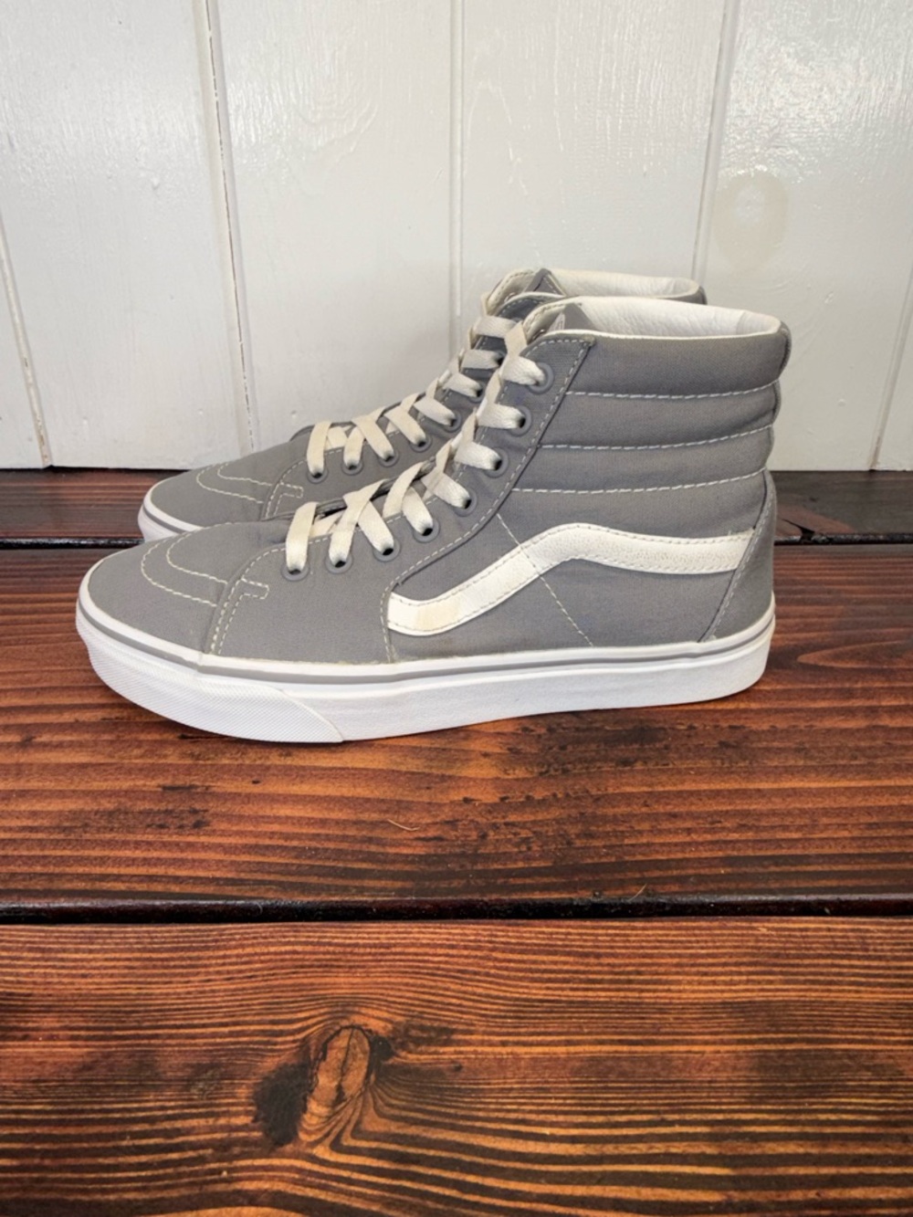 Vans Sk8-Hi Gray/White High Top Sneakers Women’s 9 / Men’s 7.5